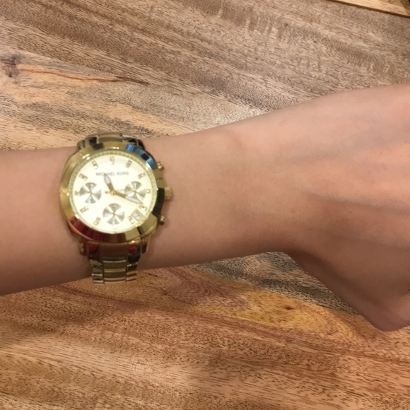 Michael Kors watch - Picture 4 of 6